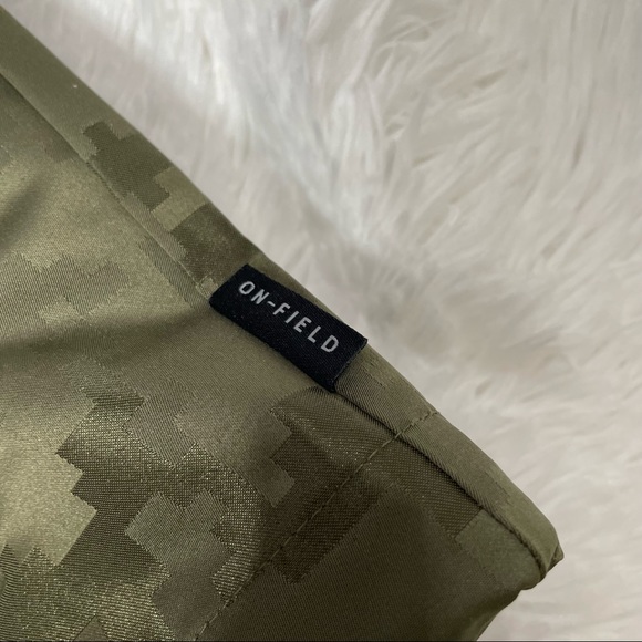 New Nike NFL New England Patriots Salute To Service Repel Jacket AT7791-222 - Picture 6 of 13